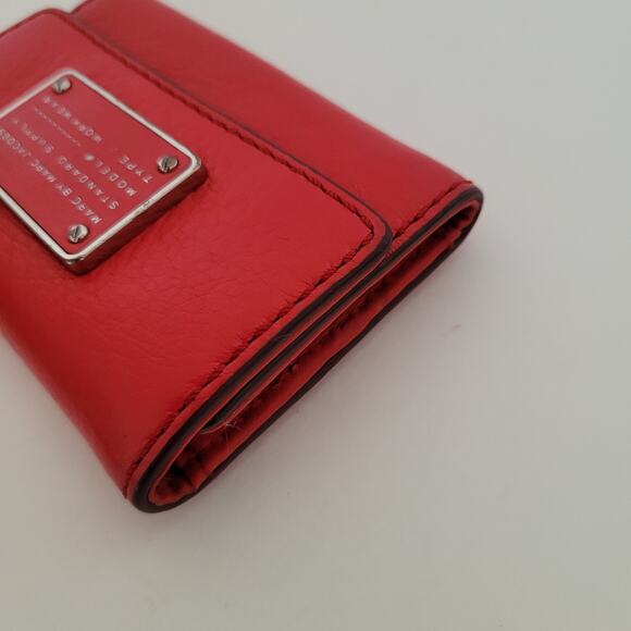 Marc Jacobs Key Case 6 Key Hooks Wallet Trifold Red Leather Designer Charm Logo - Picture 9 of 11